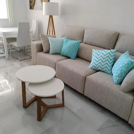 Bonito Apartamento De 2 Dormitorios En Veleros Con Wifi- La Barrosa- *